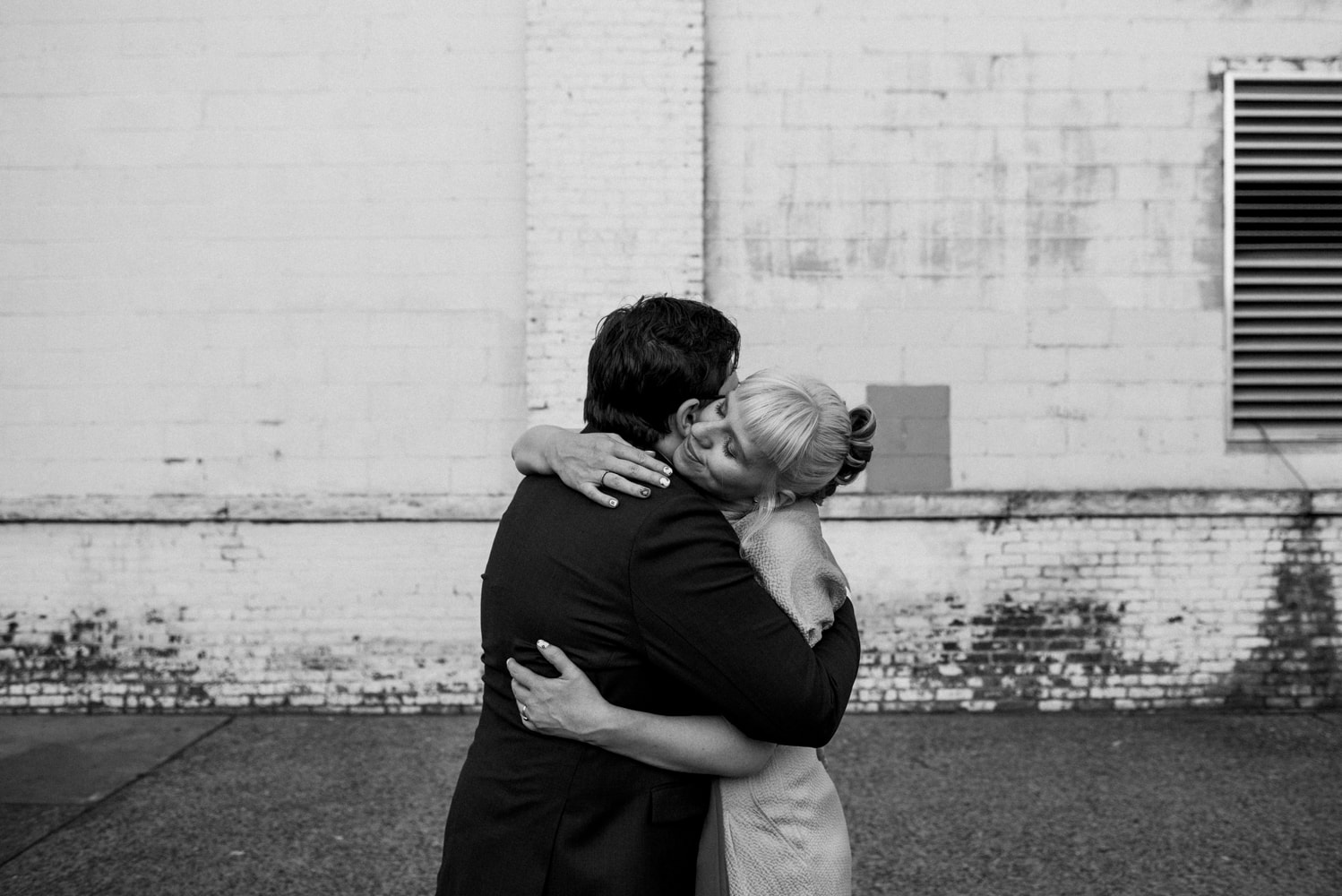 Summer Metropolitan Building Wedding, Brooklyn Documentary Wedding Photographer, Eileen Meny Photography