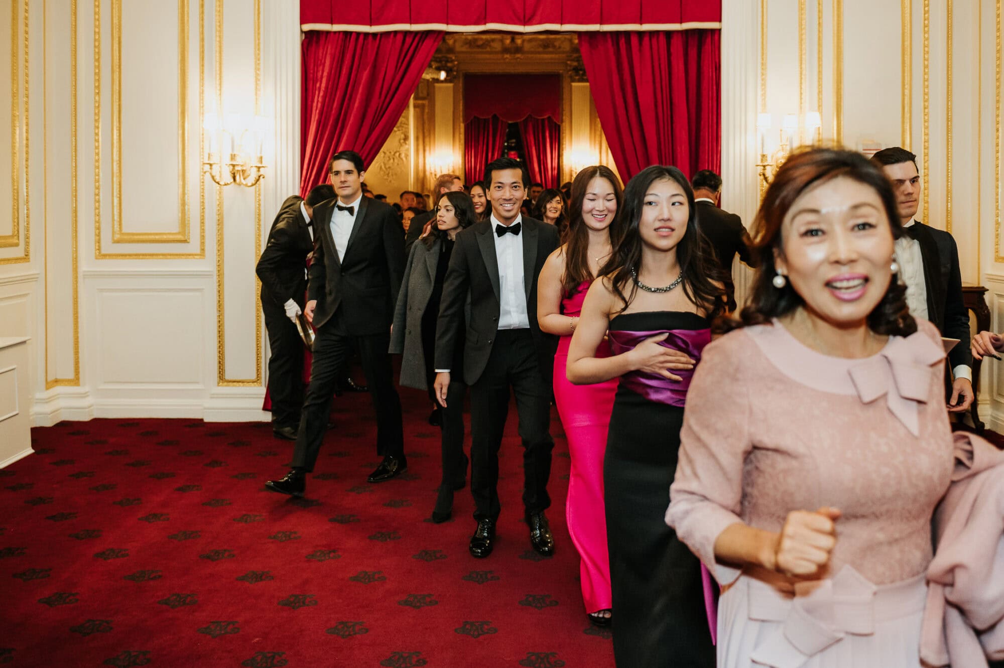 The Metropolitan Club, Fall Metropolitan Club Wedding, Brooklyn Photojournalistic Wedding Photographer, Eileen Meny Photography, Winsome Floral