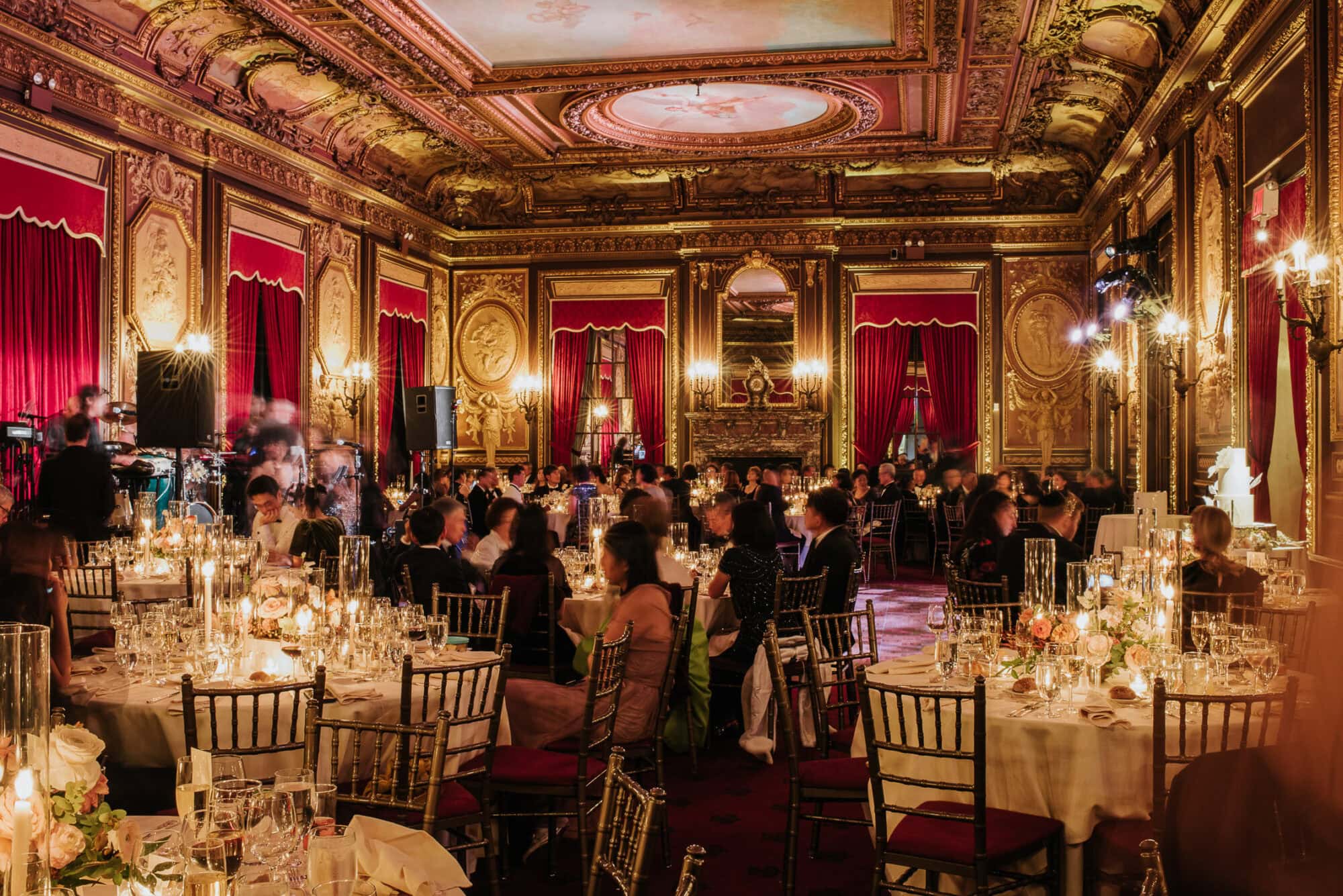 The Metropolitan Club, Fall Metropolitan Club Wedding, Brooklyn Photojournalistic Wedding Photographer, Eileen Meny Photography, Winsome Floral